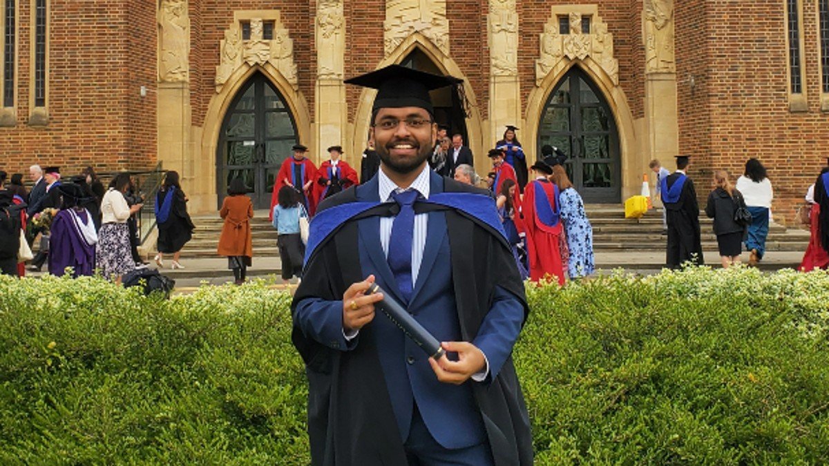 How SurreyConnects helps students prepare to graduate University of